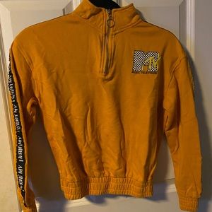 MTV yellow sweatshirt